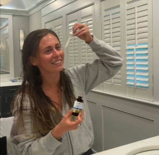 GloraMD Face Lift Serum cus 2